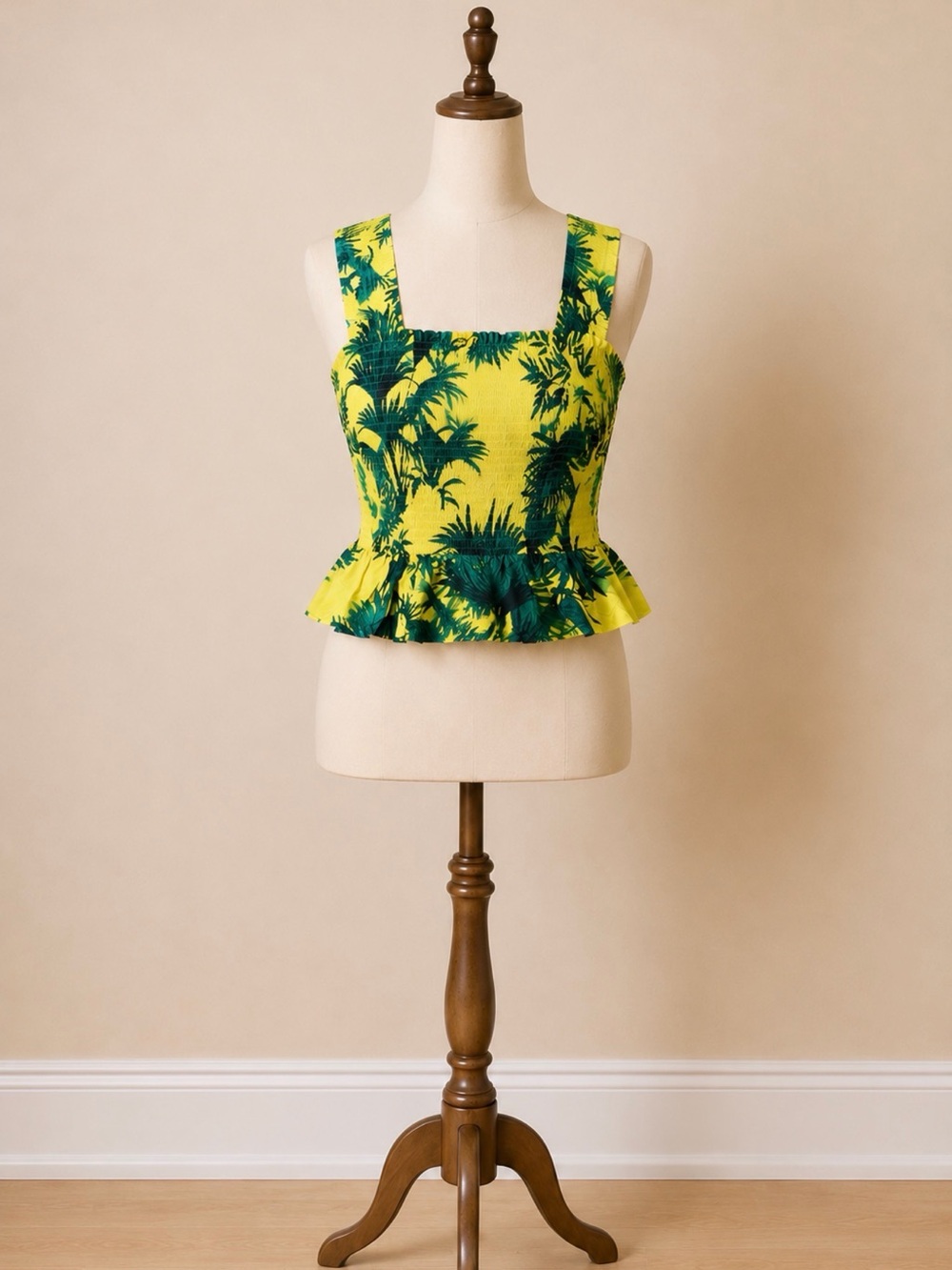 Friday Paradise Call Rio Palms Smocked Peplum Top NWT Medium